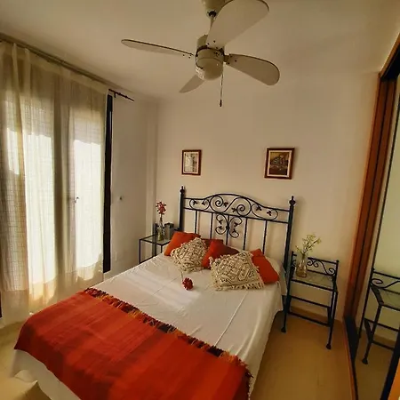 Atico Junto Al Mar En Zahara Pueblo ساهارا ذي لوس أتونِس